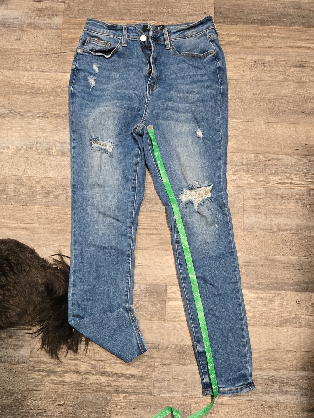 Judy Blue Medium Wash Distressed Skinny Jeans